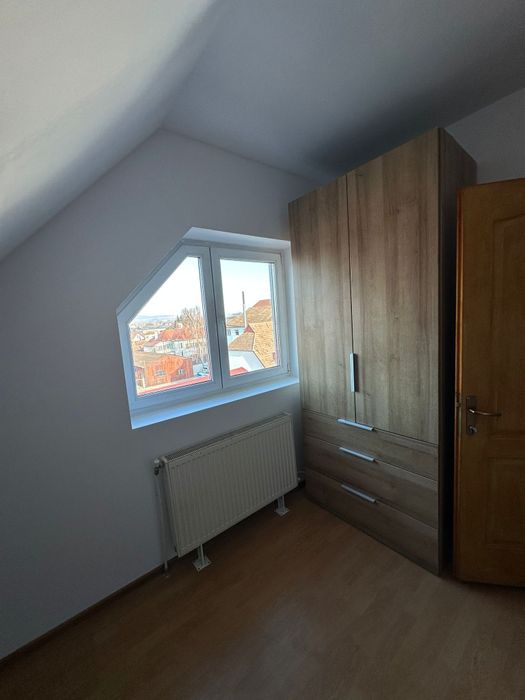 Apartament cu 3 camere de închiriat Sfântu Gheorghe