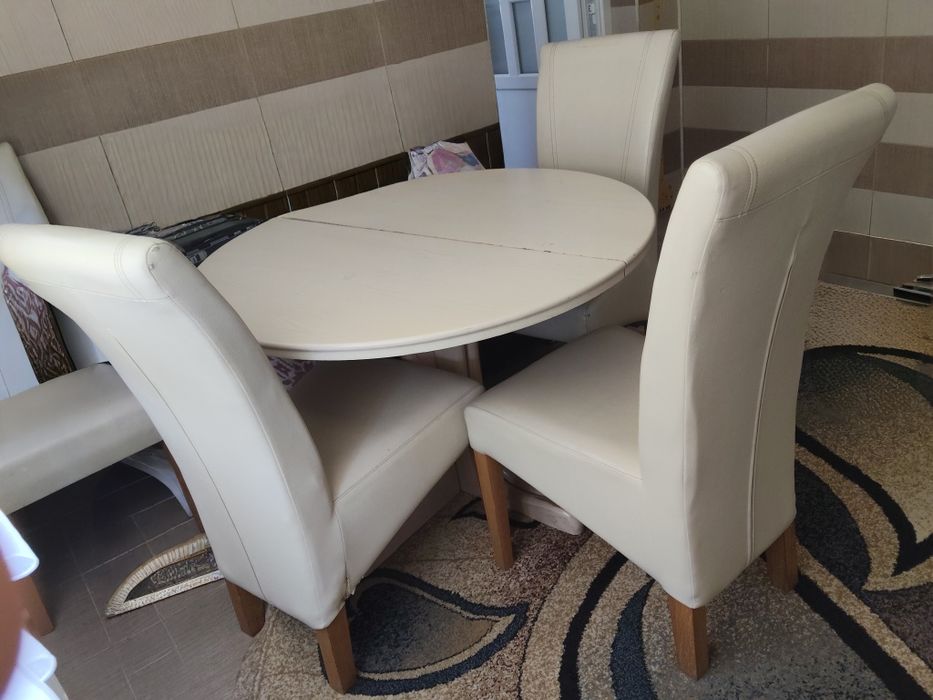 Masa bucătărie extensibila+4 scaune