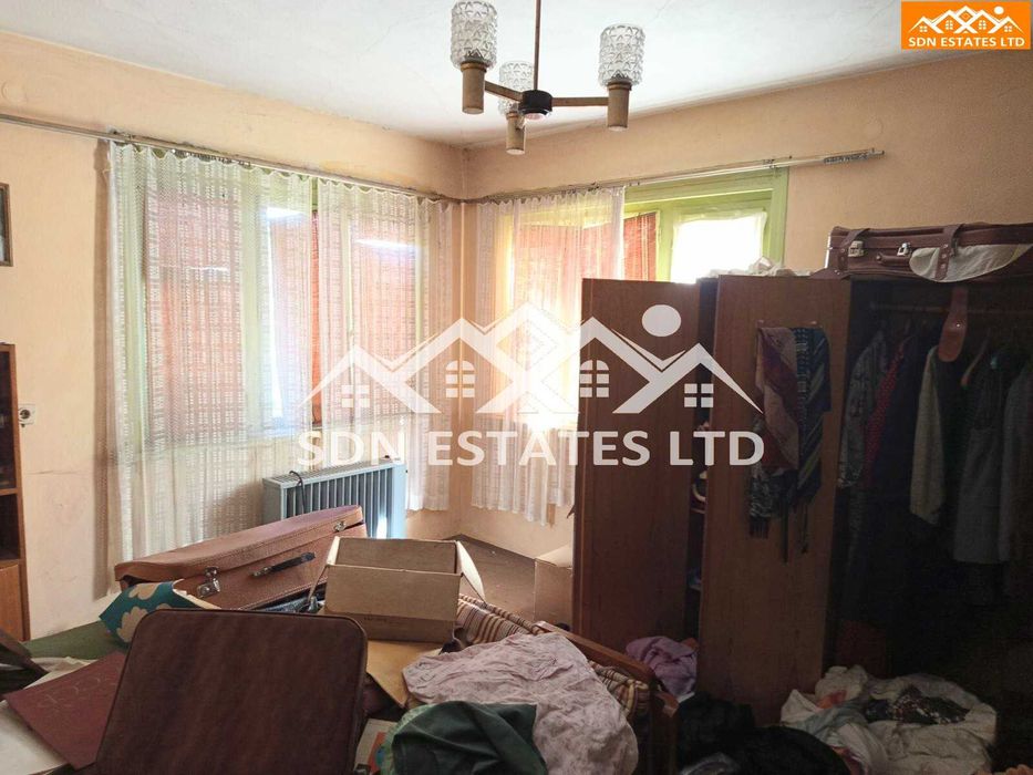Продава се Къща в Казанлък - 180 кв.м за 652 €/кв.м - Снимка #4