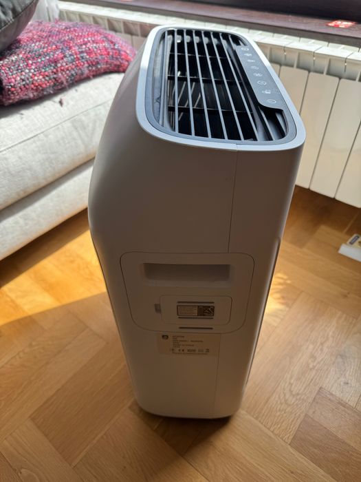 Пречиствател и овлажнител за въздух 2 в 1 Philips AC2729/50 серия 2000i за стаи до 30кв.м.