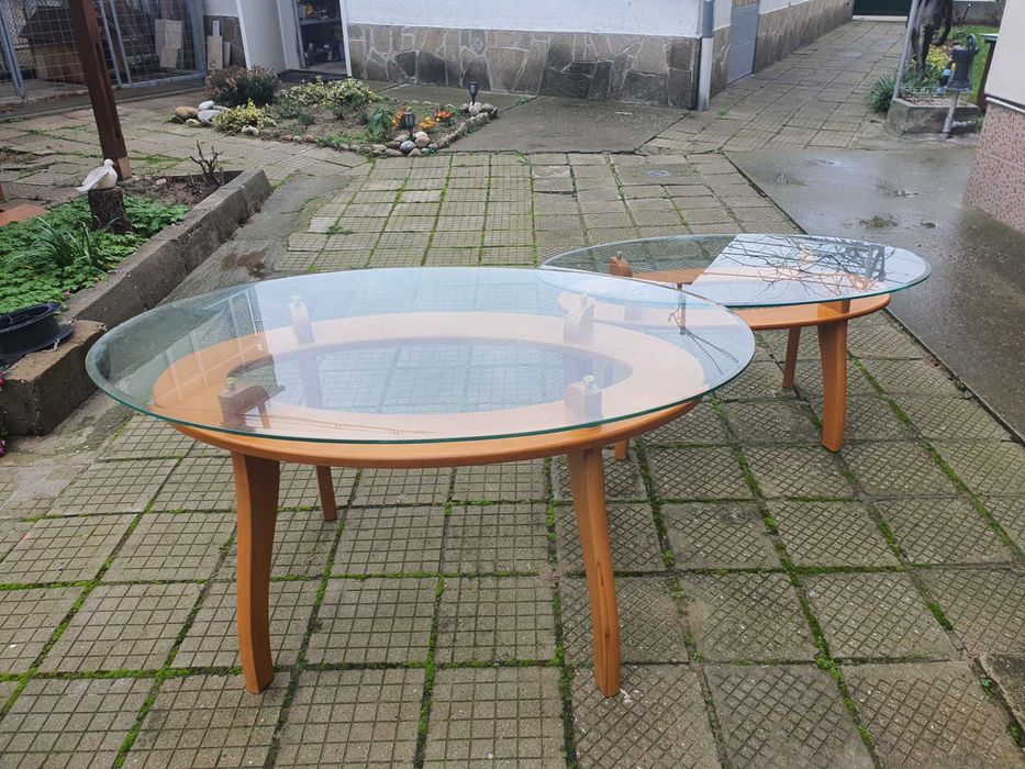 Трапезна и холна маси