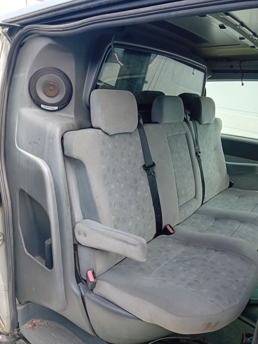 Седалка тройка с преграда за Мерцедес Вито W 639/ Mercedes Viano W639