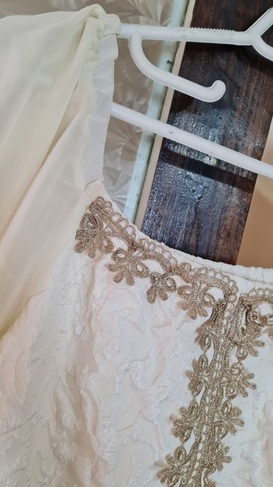 Rochie brodată nouă