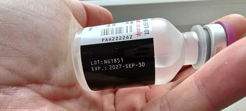 Бактериостатична вода Hospira 30ml и обикновена 3ml