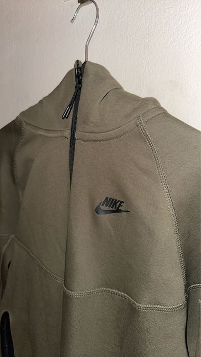 Nike tech tracksuit