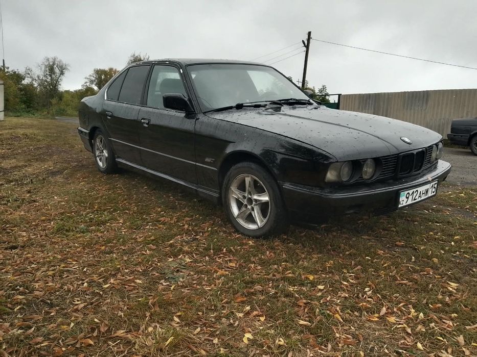 Продам BMW  е34.