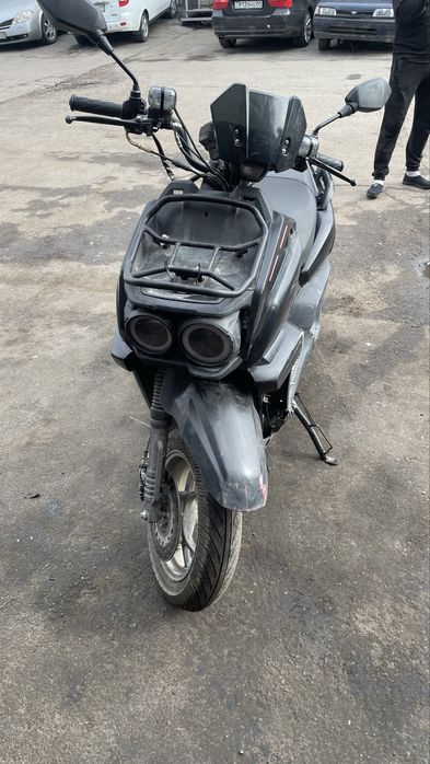 Продам скутер на ходу торг
