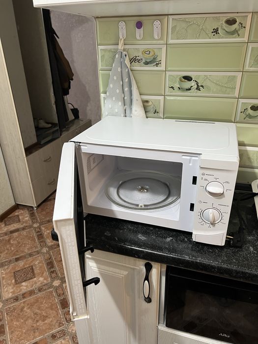 Мирковолновка AVA