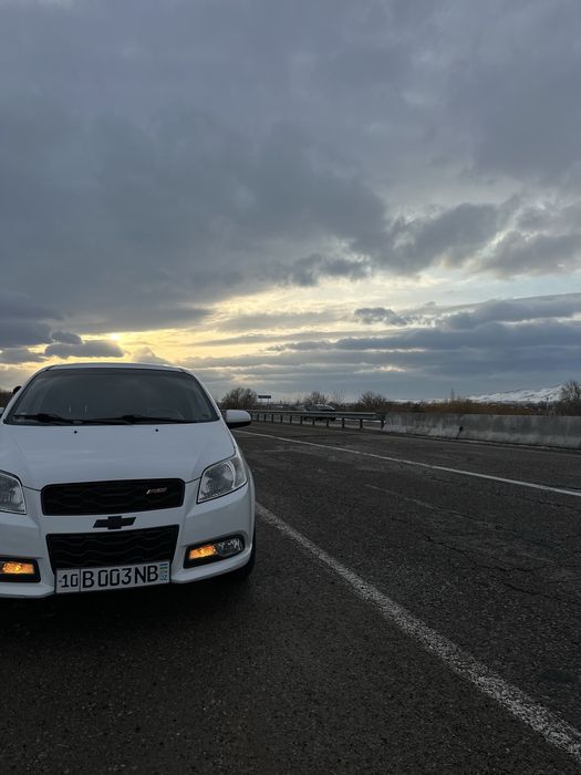 Nexia3 sotiladi aftomat moshina ideal xoladda