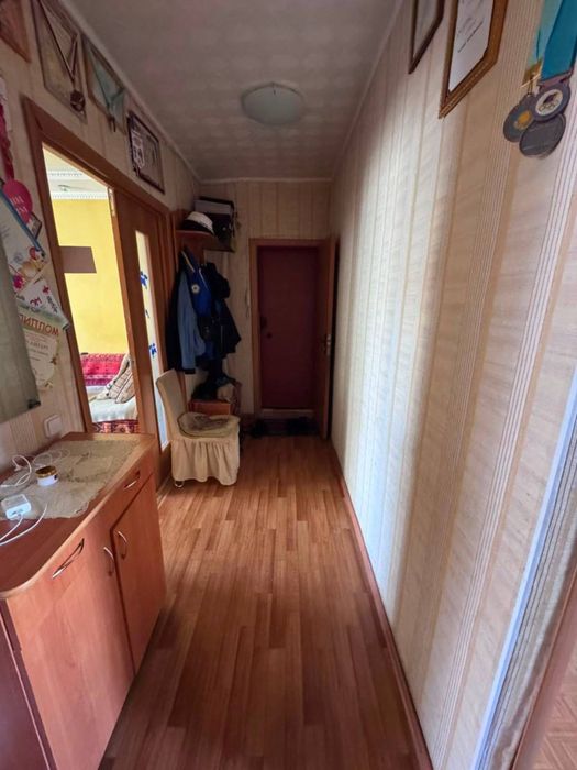 Продам 3 коматную квартиру
