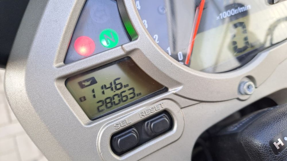 MotoFly Ploiesti vinde Honda Hornet 2007