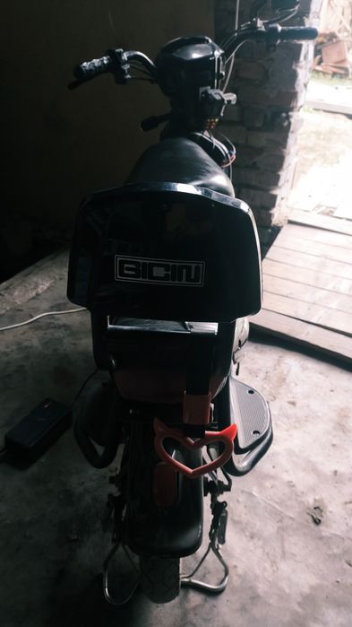 Продам скутер sc8