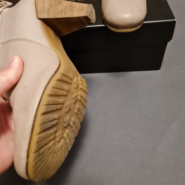 Vând Cizme piele mărimea 38