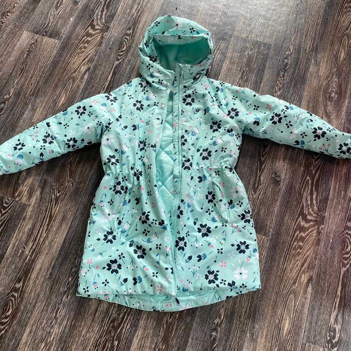 Куртка осеняя на девочку