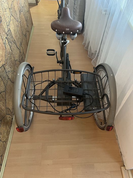 Triciclu electric