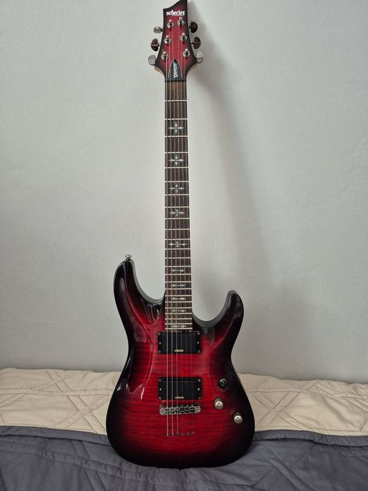 Продам Schecter Omen 6 + кабель