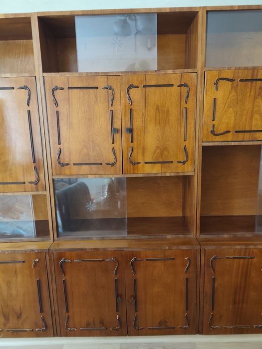 Дървена холна секция