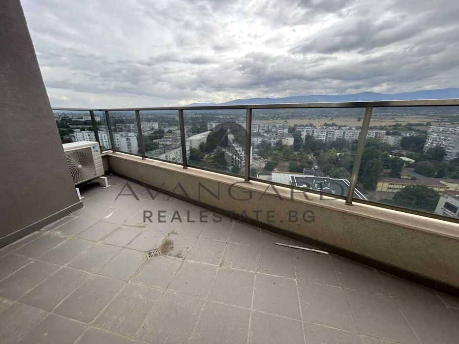 Продава се Четиристаен апартамент в Пловдив, Христо Смирненски - 194 кв.м за 1547 €/кв.м - Снимка #13