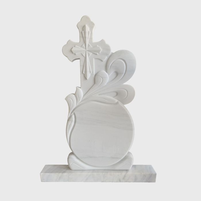 Vând cruci cavouri cripte borduri din marmura granit mozaic p