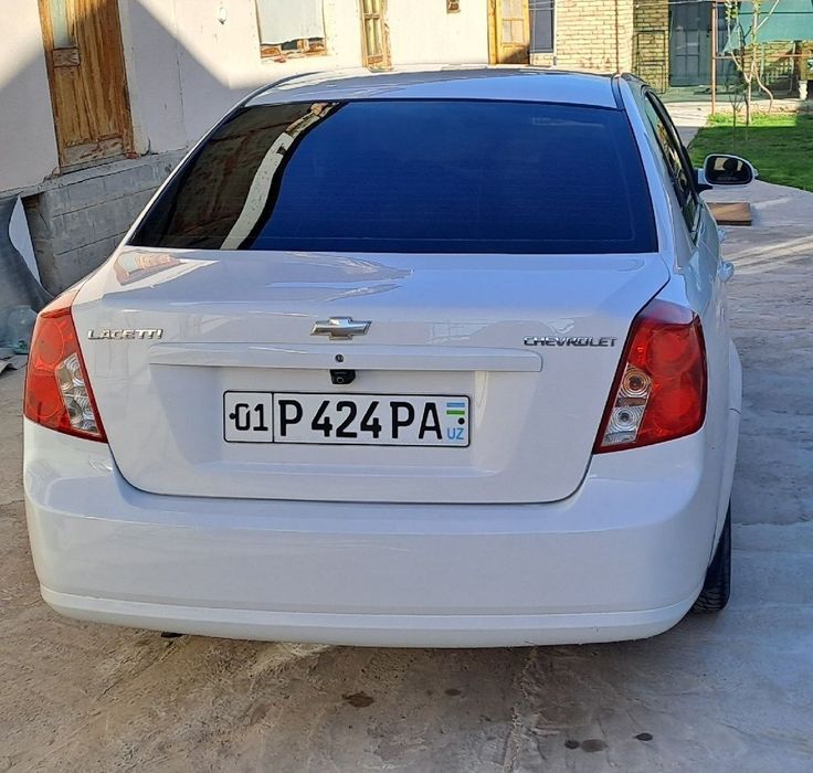 Ласетти 2013. 1.6 автомат пробег 155000  нахт ва вариантга  берилади
