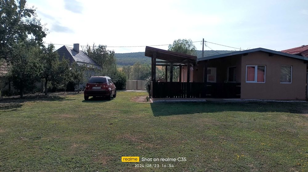 Casă de vânzare în Micești-Tureni