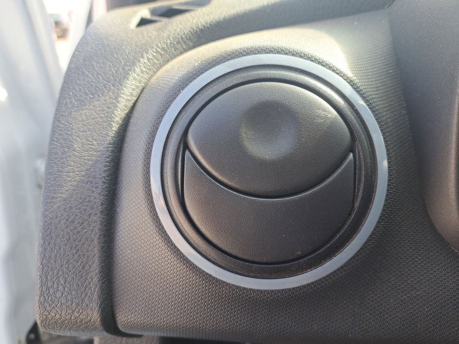 Grila aerisire stanga Dacia Logan 2 [Fabr 2012-2020] OEM