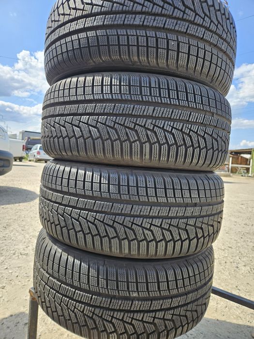 Vând 4 anvelope iarna 225/50/17 225/50r17 HANKOOK
