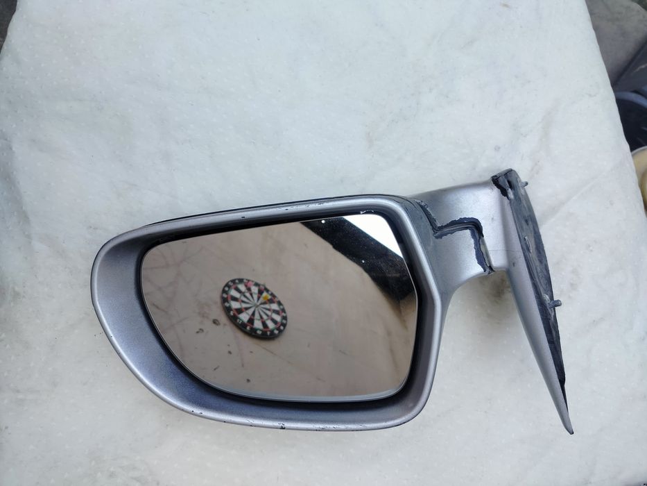 Продам зеркало боковое, правое Skoda ( Octavia, Superb ) .