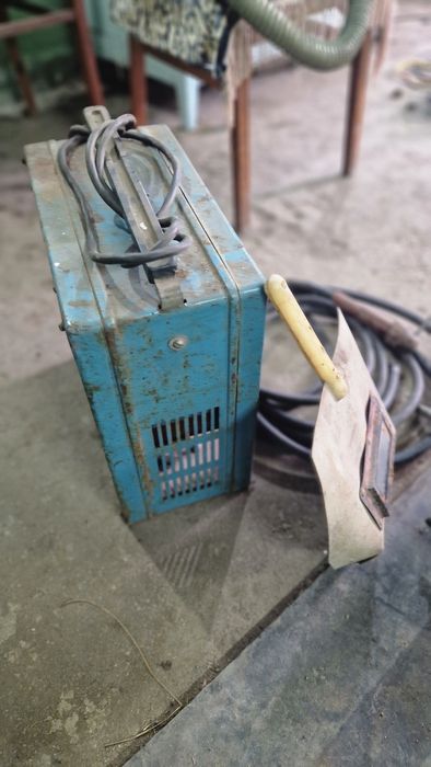 Продам электросварочный аппарат