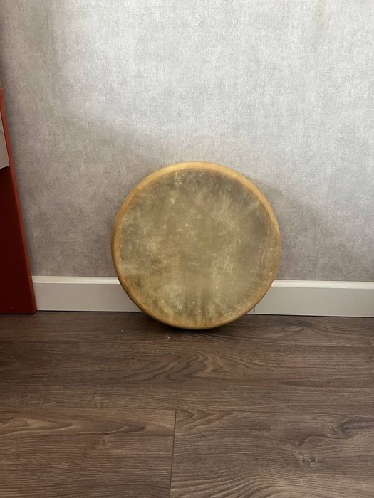 Продам дойру в отличном состоянии  чехол в подарок