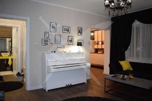 Продава се Многостаен апартамент в Пловдив, Център - 100 кв.м за 3000 €/кв.м - Снимка #12