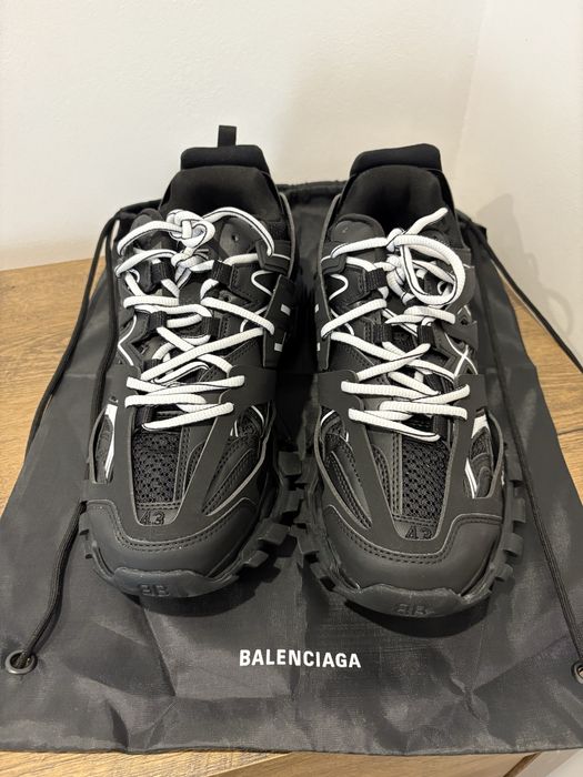 Balenciaga track Black And White 43