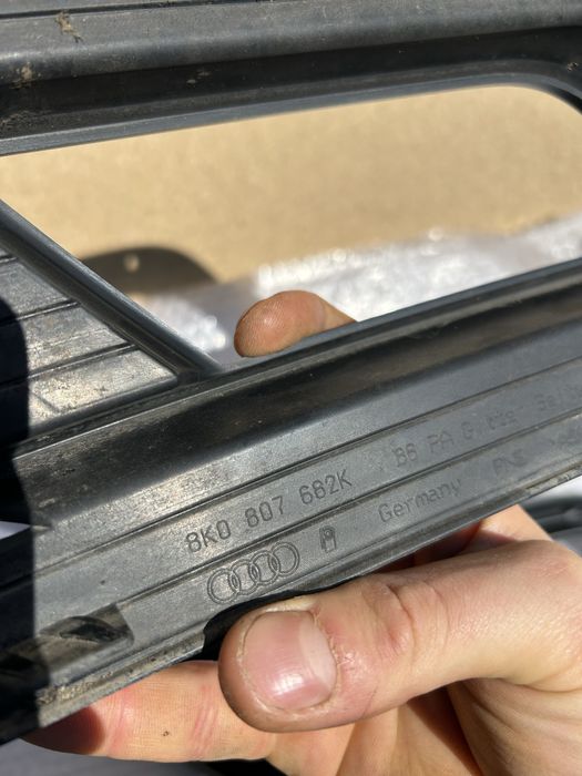 Vand grile proiectoare audi A4 B8
