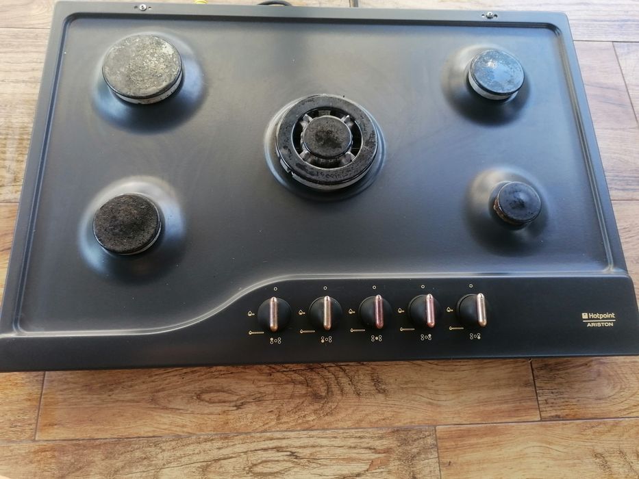 Plita pe gaz si cuptor electric hotpoint retro