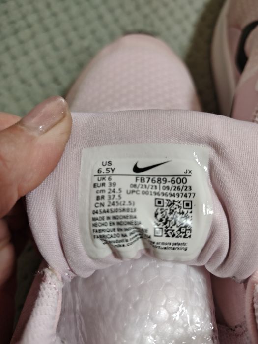 Дамски маратонки Nike 39  номер