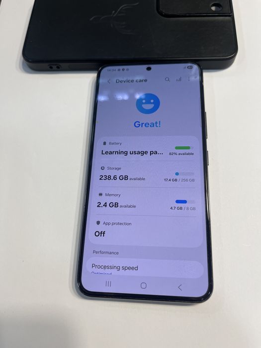 Samsung S22 / 256 GB / 96% Battery / Full Box