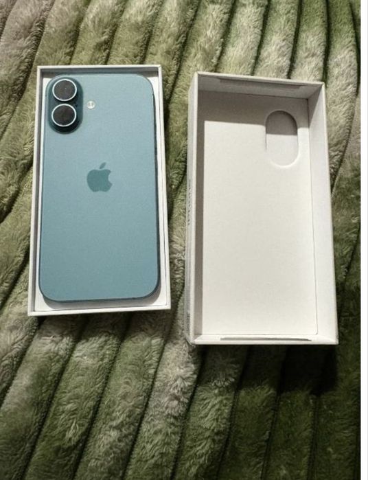 Айфон 16 на 128 гб