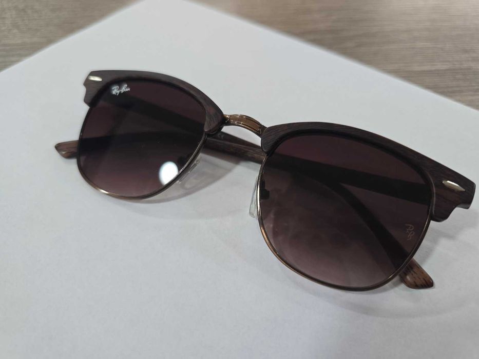 Слънчеви очила Ray-Ban Clubmaster RB3016