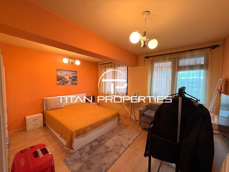 Многостаен апартамент на 2 нива в ж.к Възраждане