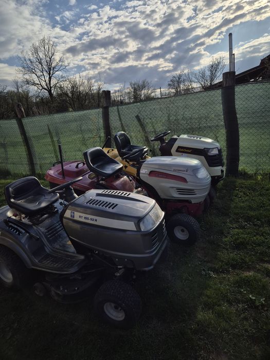 Vand tractorase de gazon