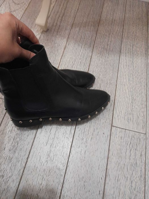 Ghetuțe guess 37