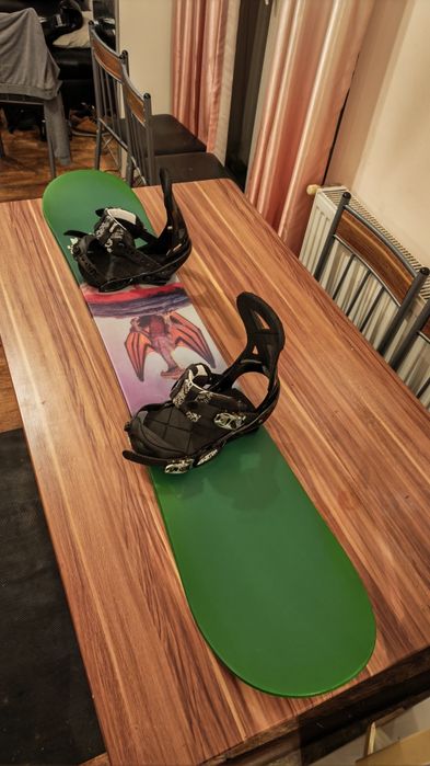 Placa snowboard Burton Motion 146 Cm cu legaturi Burton Cartel S