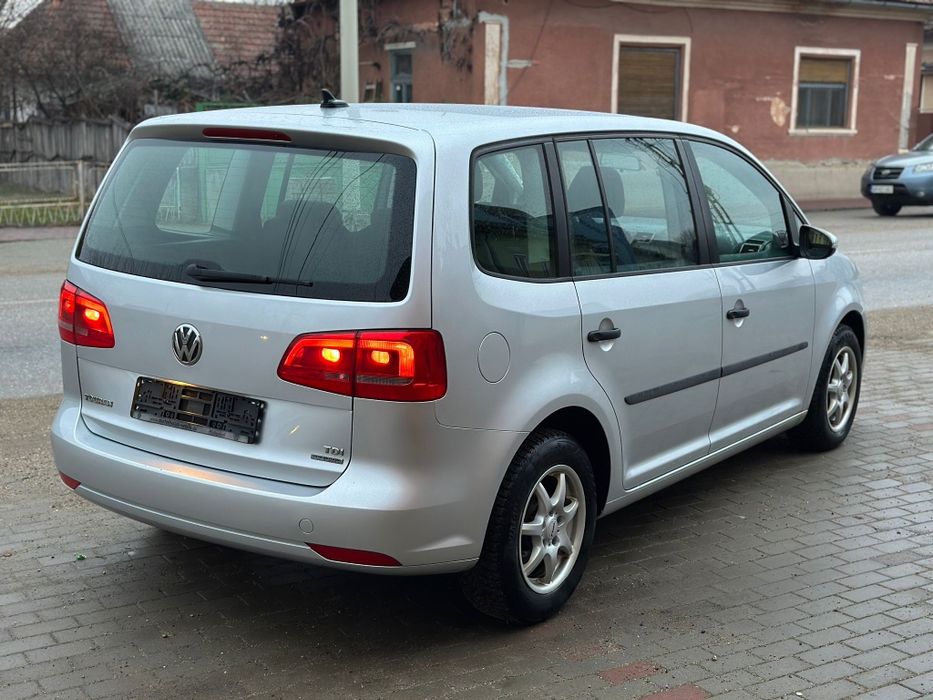 Vw Touran Euro 5 An 2013  Blumotion Impecabil