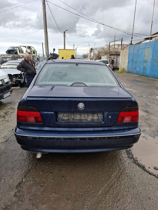 BMW Е39 520i 2.0 бензин 150к.с. 1998 г.
