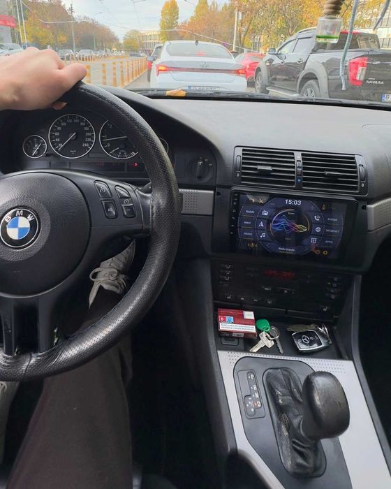 Legendă BMW E39 530d Facelift – Sistem Audio – Full Piele -Faruri Neon