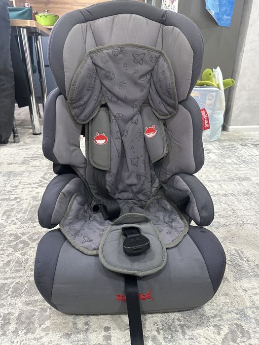 Автокресло для ребенка