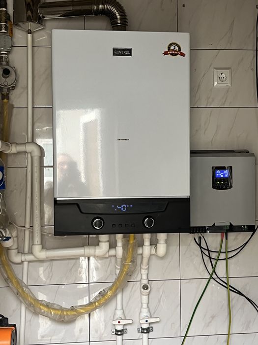 Инвертор гибрид 3kVt