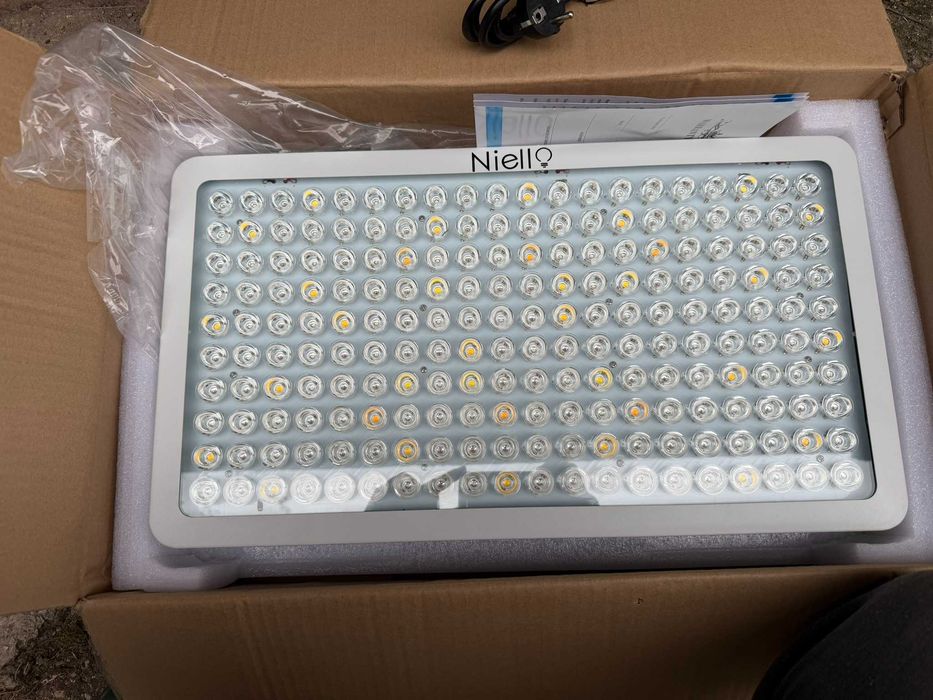 LED Фито лампа за бърз разтеж на растения 1000W