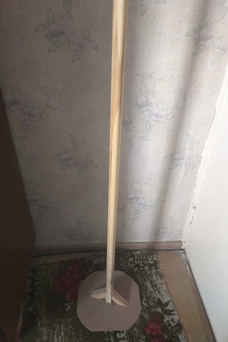 Деревянные стойки