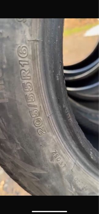 Покрышки продается .все сезонка